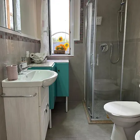 Ada Frühstückspension Avola